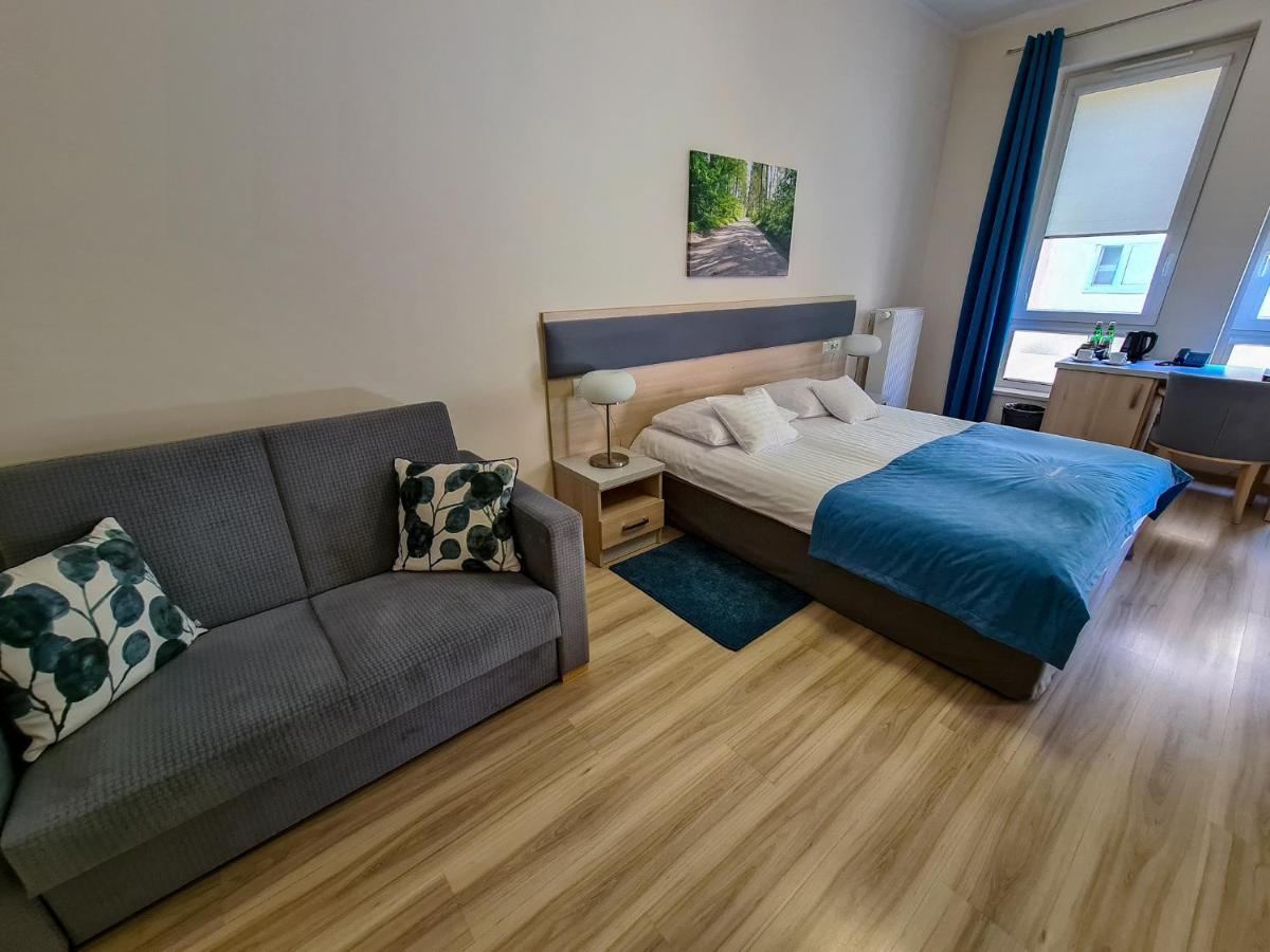 Antoninska Hotel & Apartamenty ليشنو المظهر الخارجي الصورة